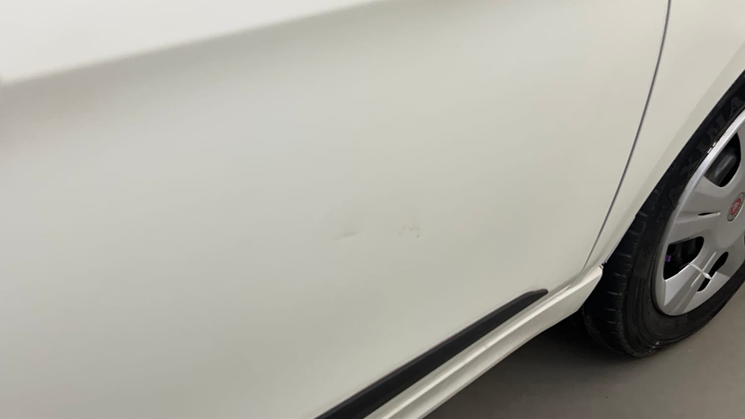 Used 2016 Tata Tiago Revotron XT Petrol Manual dents MINOR DENT
