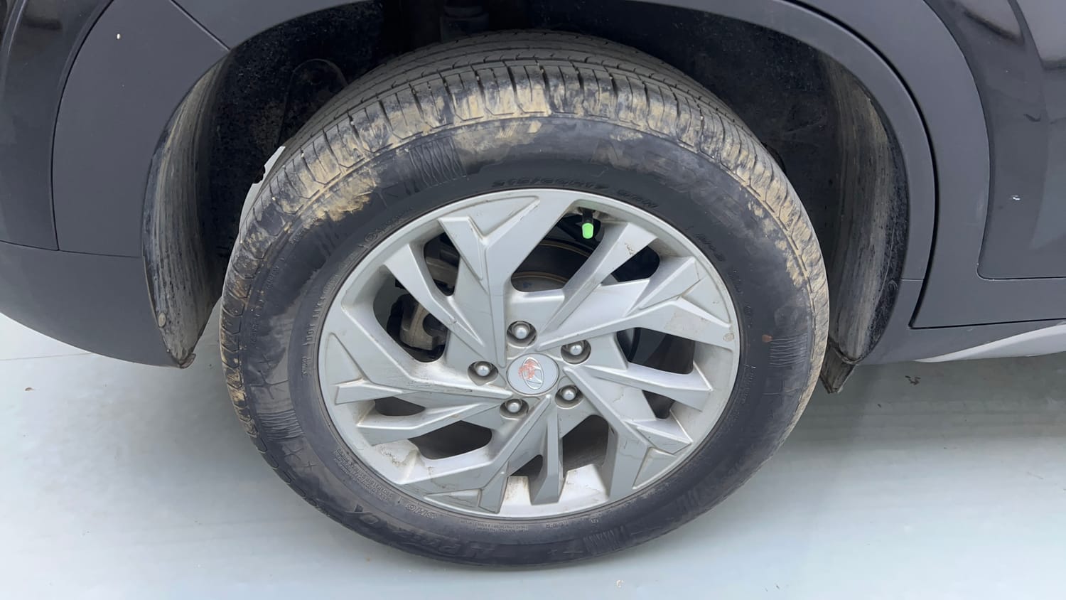 Used 2020 Hyundai Creta SX 1.5 Petrol IVT Petrol Automatic tyres RIGHT REAR TYRE RIM VIEW