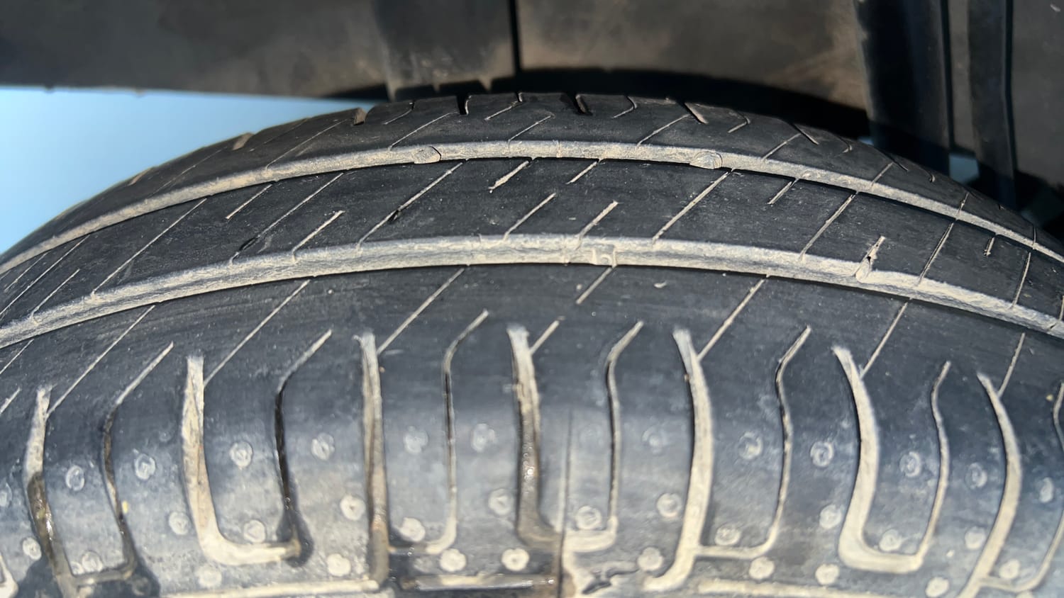 Used 2018 Renault Kwid 1.0 RXT Petrol Manual tyres RIGHT REAR TYRE TREAD VIEW