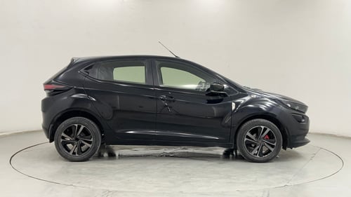 Used 2021 Tata Altroz XZ Plus i-Turbo Petrol Dark Edition Petrol Manual exterior RIGHT SIDE VIEW