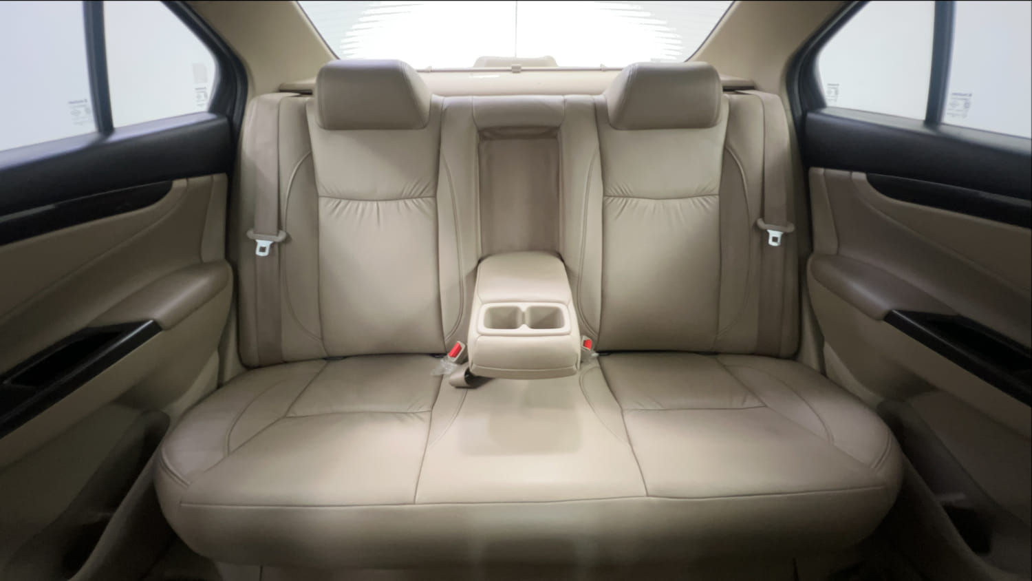Used 2017 Maruti Suzuki Ciaz ZXI+ CNG (Outside Fitted) Cng Manual interior REAR SEAT CONDITION VIEW