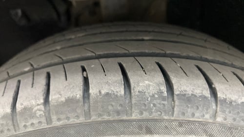 Used 2021 Tata Altroz XZ Plus i-Turbo Petrol Dark Edition Petrol Manual tyres LEFT FRONT TYRE TREAD VIEW