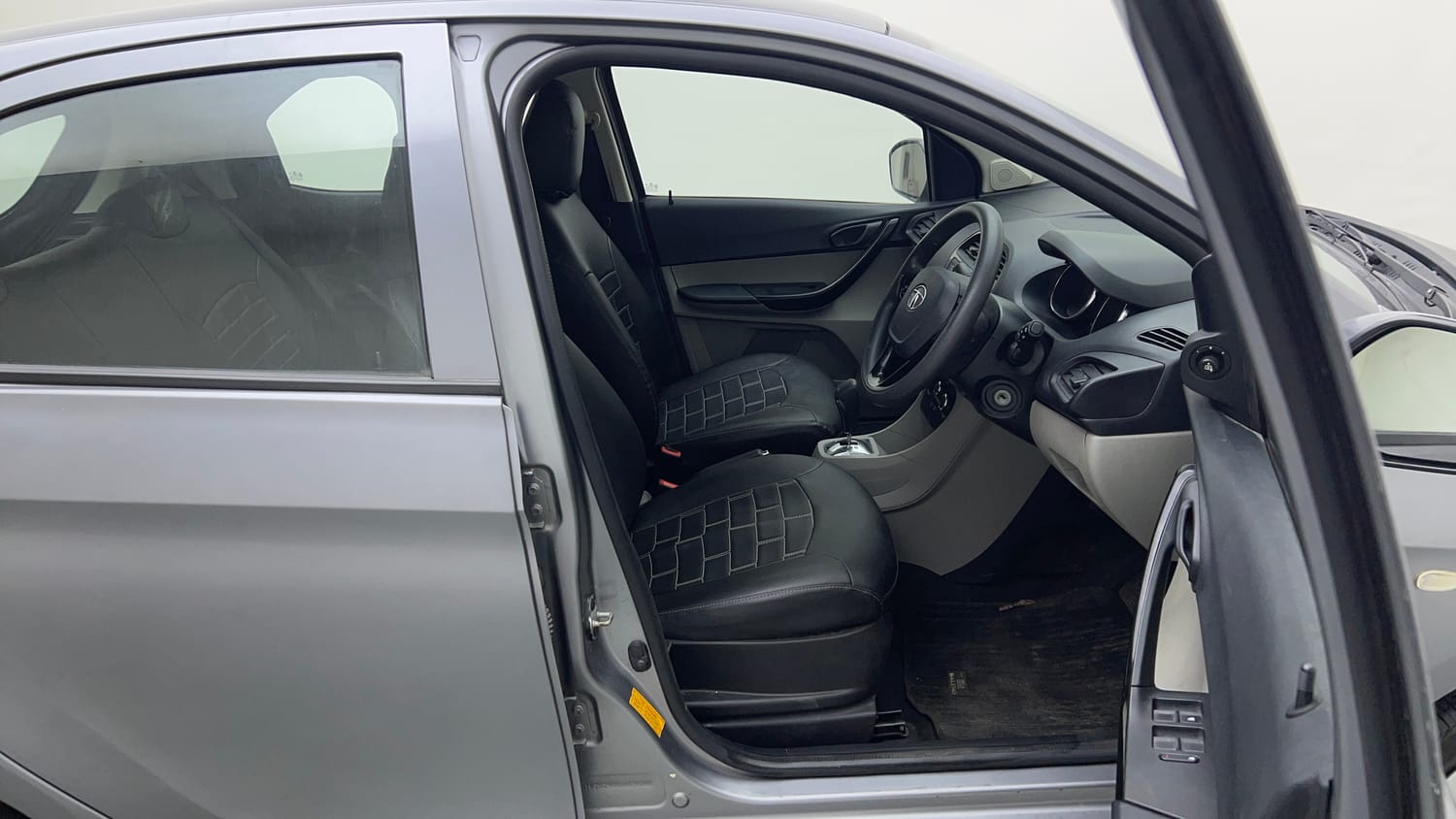 Used 2020 Tata Tiago Revotron XZA Petrol Automatic interior RIGHT SIDE FRONT DOOR CABIN VIEW