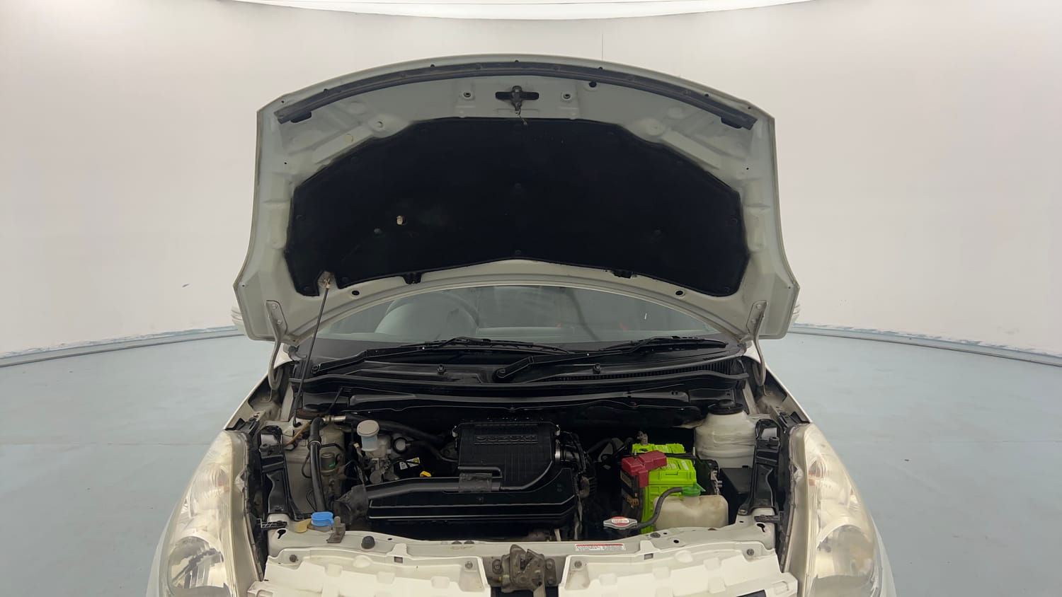 Used 2013 Maruti Suzuki Swift VXi Petrol Manual engine ENGINE & BONNET OPEN FRONT VIEW