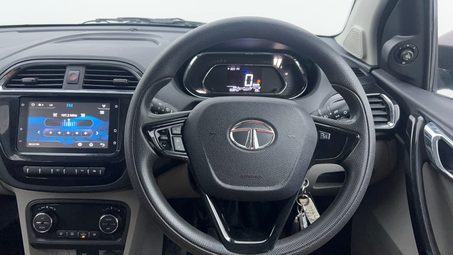 Used 2019 Tata Tiago Revotron XZ Plus Petrol Manual interior STEERING VIEW