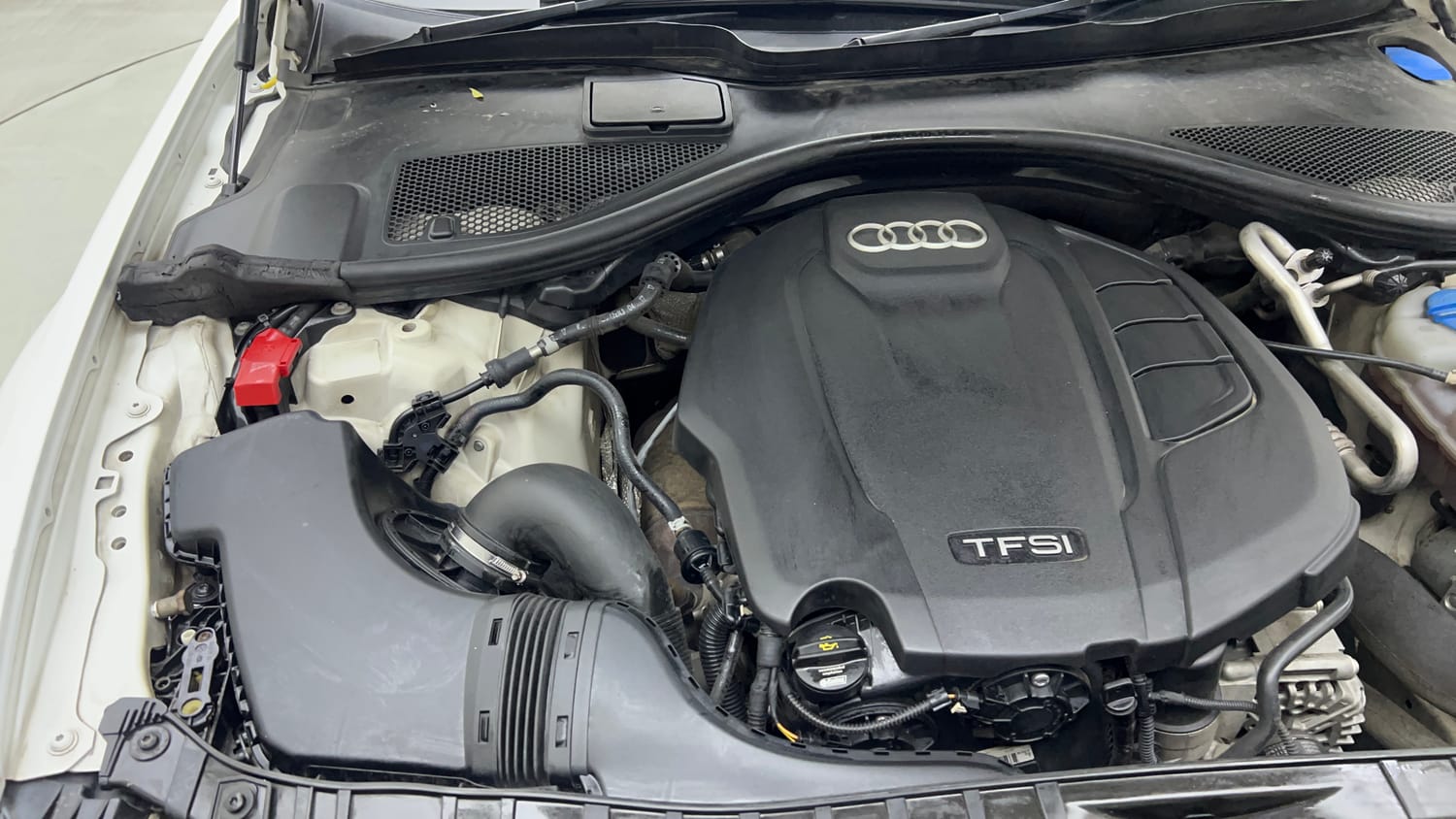 Used 2017 audi A6 35 TFSI S Line Matrix Petrol Automatic engine ENGINE RIGHT SIDE VIEW