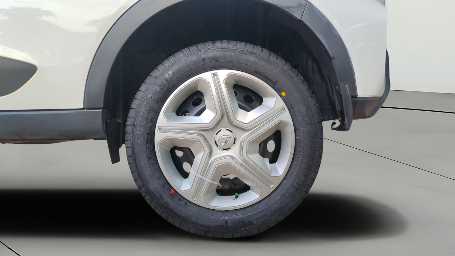 Used 2023 Tata Nexon XMA (S) Diesel Diesel Automatic tyres LEFT REAR TYRE RIM VIEW