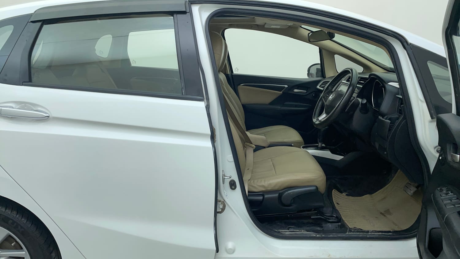 Used 2021 Honda Jazz ZX CVT Petrol Automatic interior RIGHT SIDE FRONT DOOR CABIN VIEW