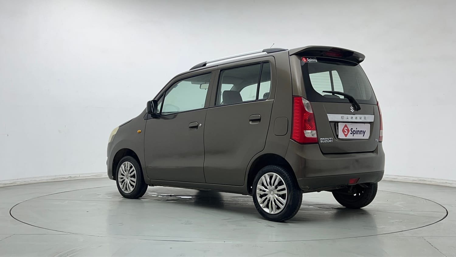 Used 2013 Maruti Suzuki Wagon R VXI Petrol Manual exterior LEFT REAR CORNER VIEW