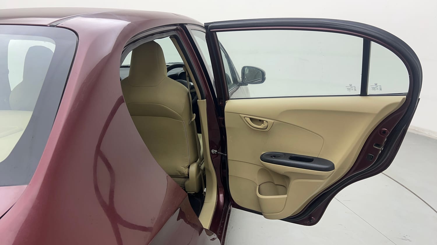 Used 2015 Honda Amaze 1.2 S i-VTEC Petrol Manual interior RIGHT REAR DOOR OPEN VIEW