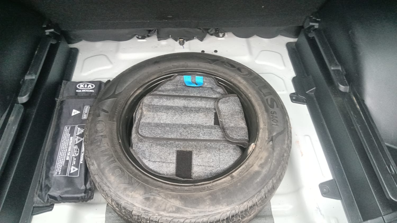 Used 2021 Kia Seltos HTK 1.5 Petrol Manual tyres SPARE TYRE VIEW