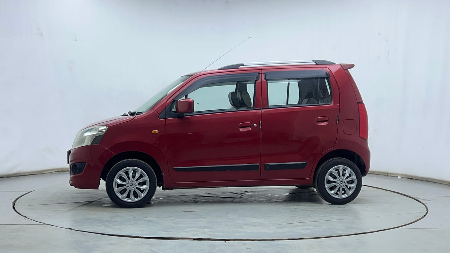 Used 2016 Maruti Suzuki Wagon R 1.0 VXI AMT Petrol Automatic exterior LEFT SIDE VIEW