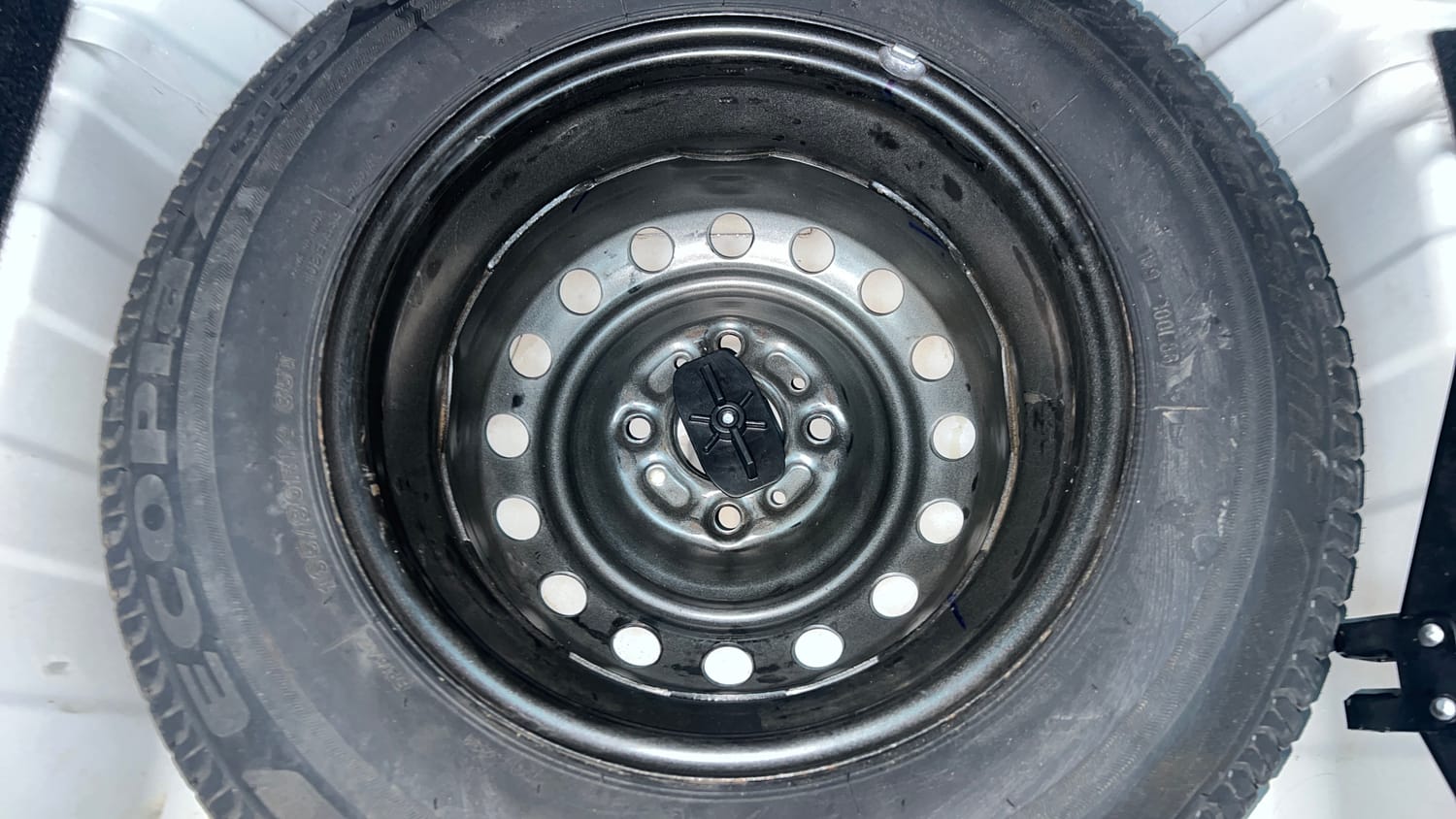 Used 2023 Tata Altroz XM Petrol Petrol Manual tyres SPARE TYRE VIEW
