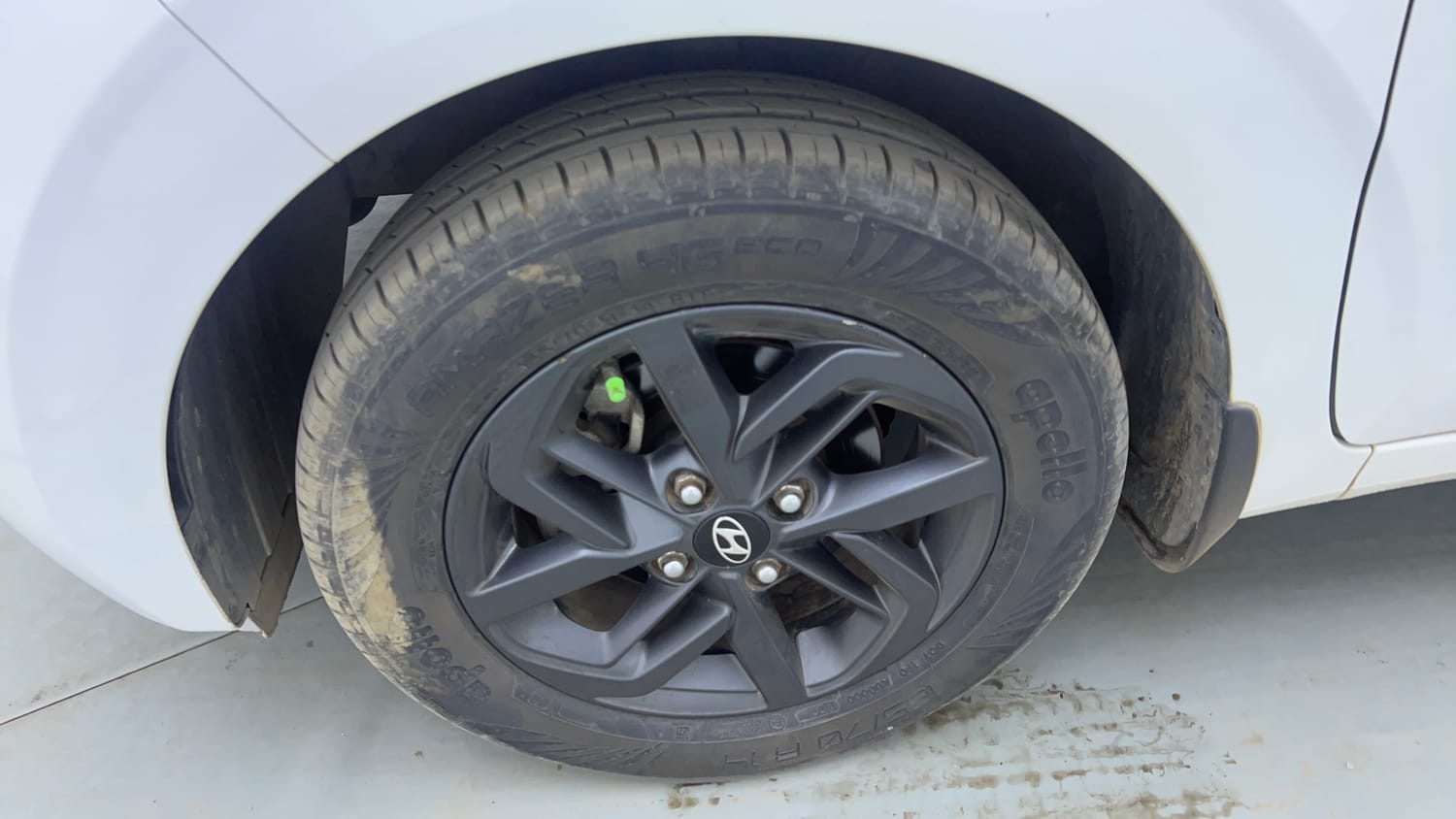 Used 2022 Hyundai Grand i10 Nios Sportz U2 1.2 CRDi Diesel Manual tyres LEFT FRONT TYRE RIM VIEW