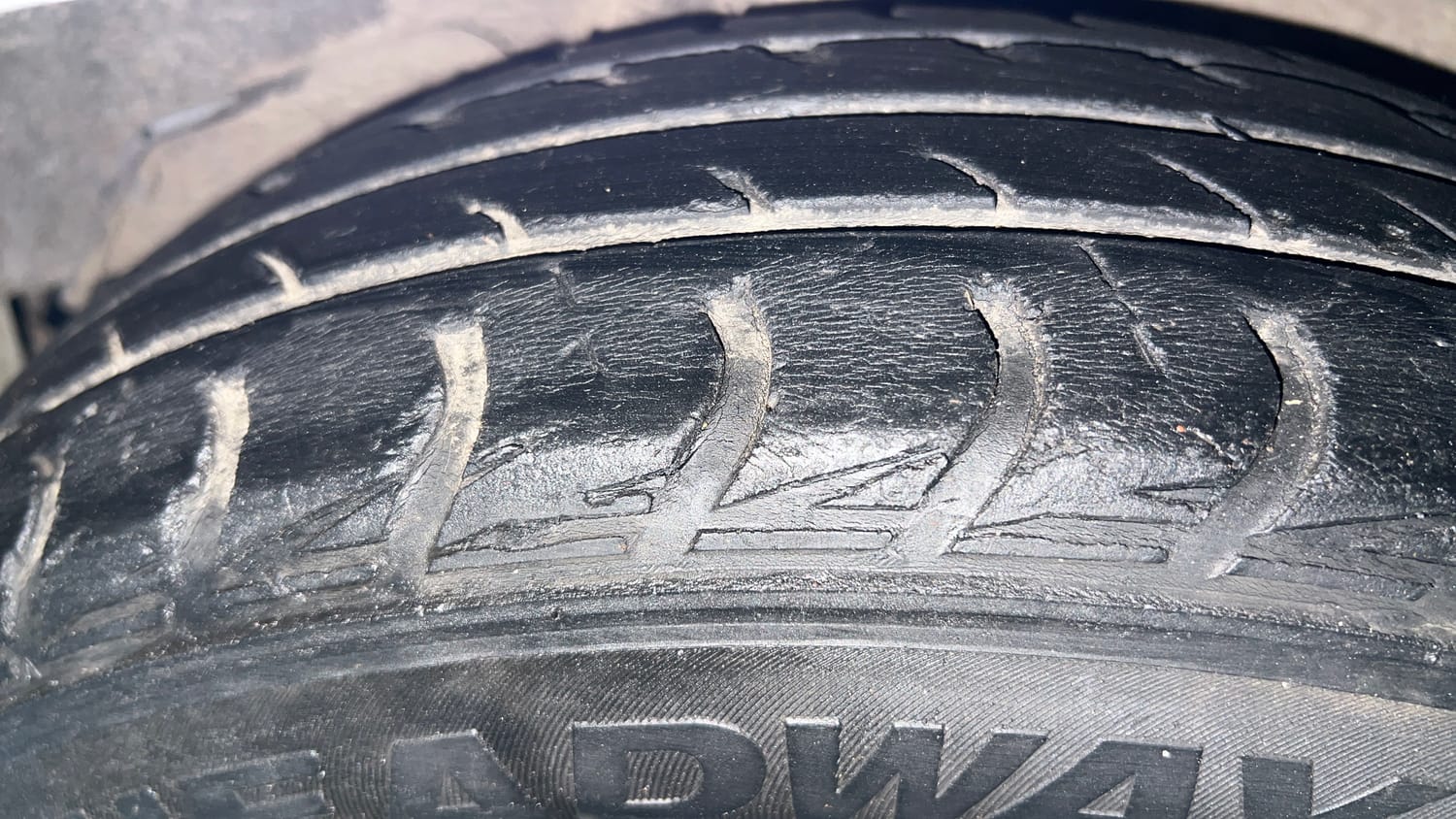 Used 2013 Hyundai i10 Era 1.1 iRDE2 Petrol Manual tyres LEFT REAR TYRE TREAD VIEW