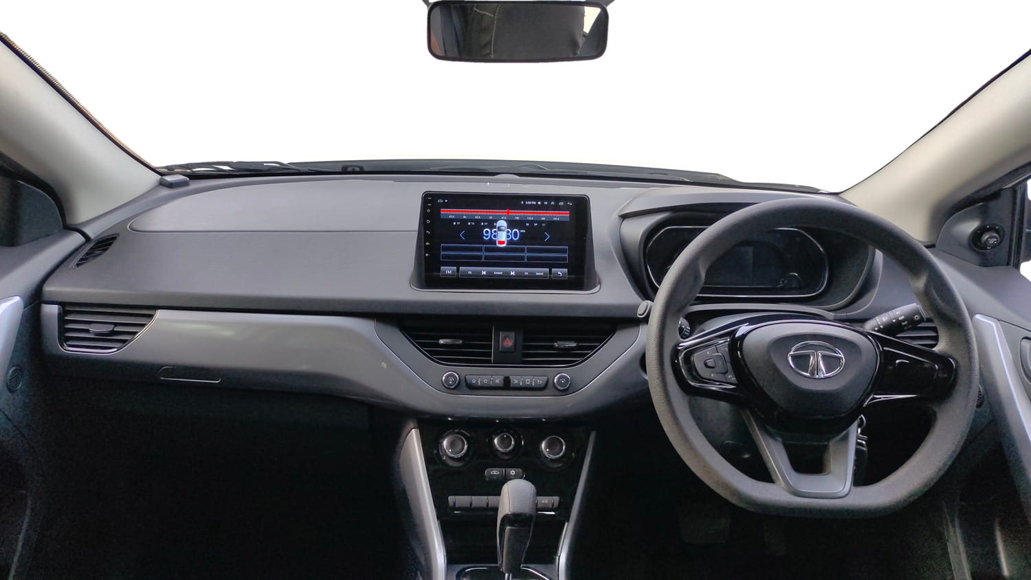 Used 2023 Tata Nexon XMA (S) Diesel Diesel Automatic interior DASHBOARD VIEW