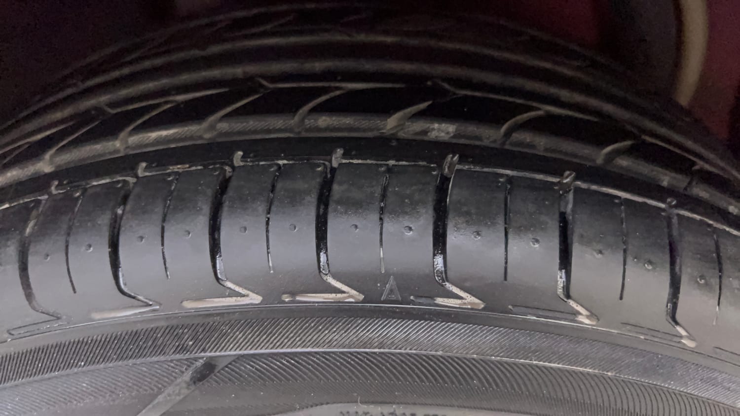 Used 2015 Audi A3 35 TDI Premium Plus + Sunroof Diesel Automatic tyres RIGHT REAR TYRE TREAD VIEW