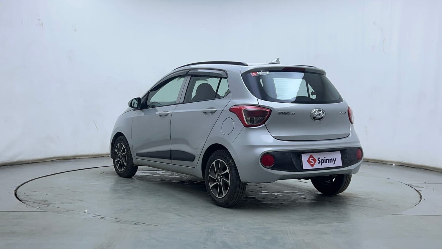 Used 2018 Hyundai Grand i10 Sportz AT 1.2 Kappa VTVT Petrol Automatic exterior LEFT REAR CORNER VIEW