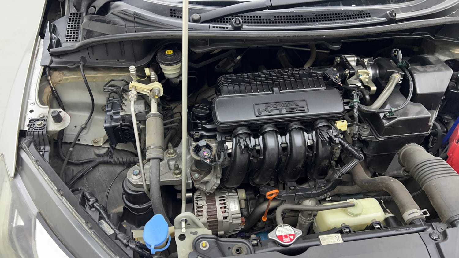 Used 2018 Honda City V Petrol Petrol Manual engine ENGINE RIGHT SIDE VIEW