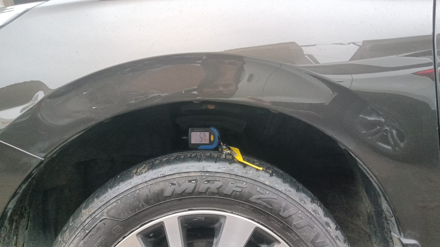 Used 2024 Honda City V Petrol CVT Petrol Automatic tyres LEFT FRONT TYRE TREAD VIEW