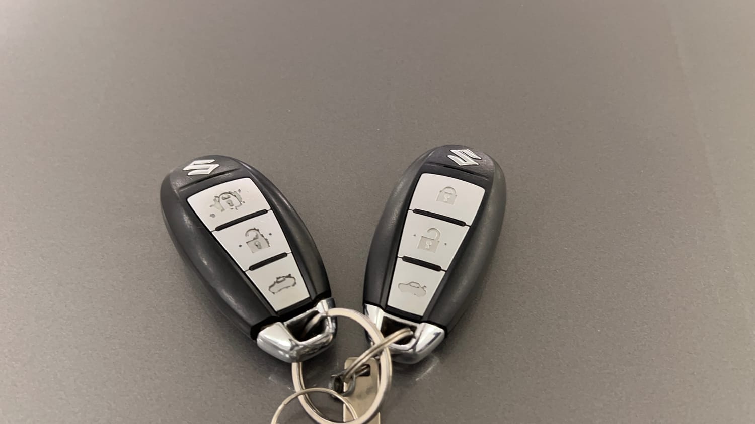 Used 2017 Maruti Suzuki Ciaz ZXI+ CNG (Outside Fitted) Cng Manual extra CAR KEY VIEW