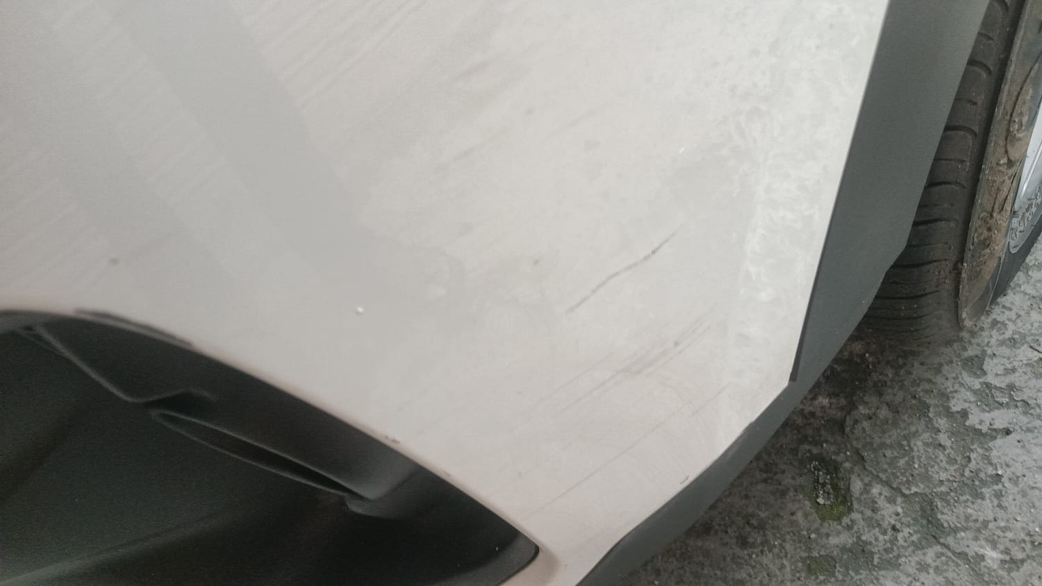 Used 2021 Kia Seltos HTK 1.5 Petrol Manual dents MINOR SCRATCH