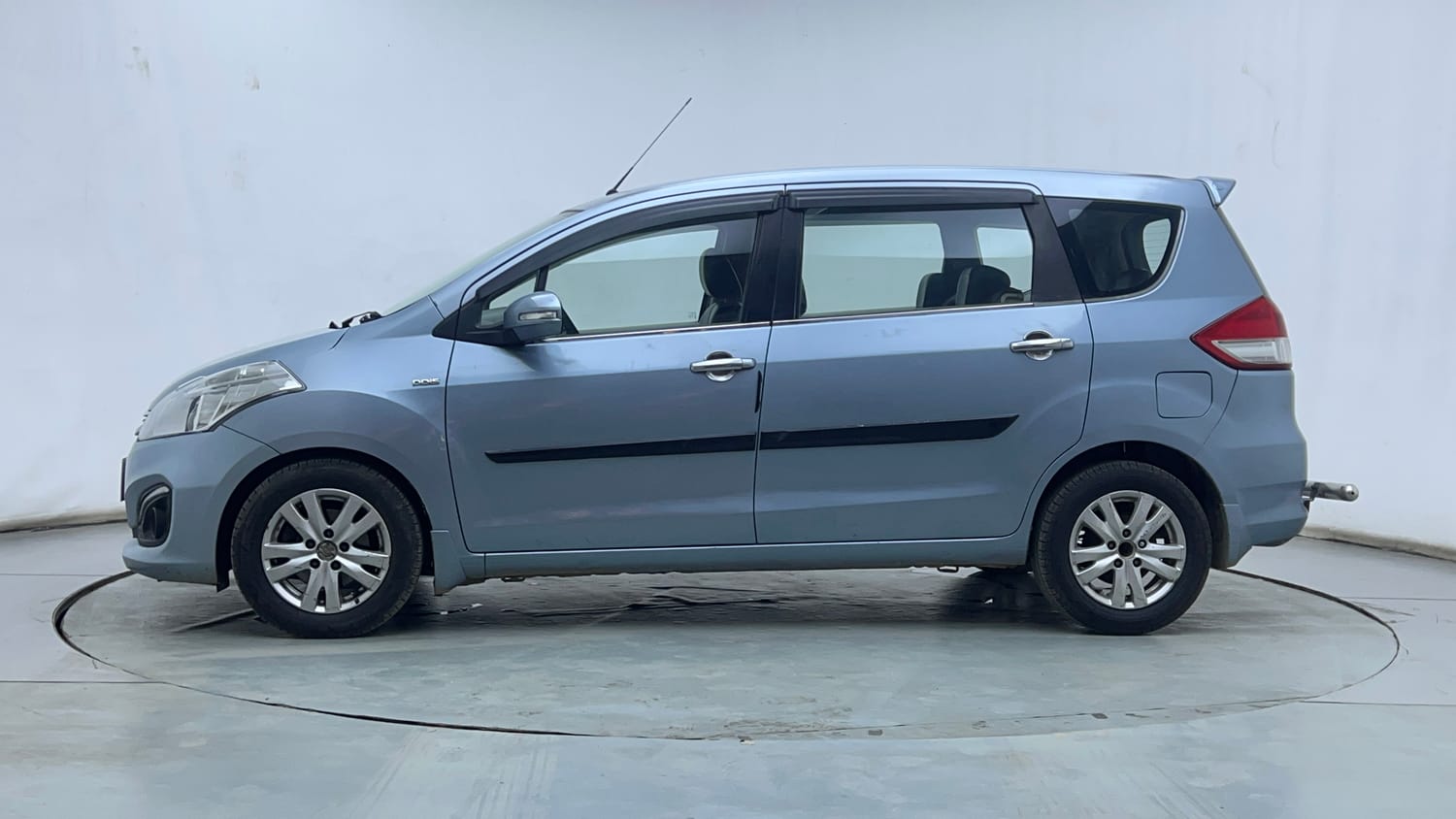 Used 2016 Maruti Suzuki Ertiga ZDI + SHVS Diesel Manual exterior LEFT SIDE VIEW