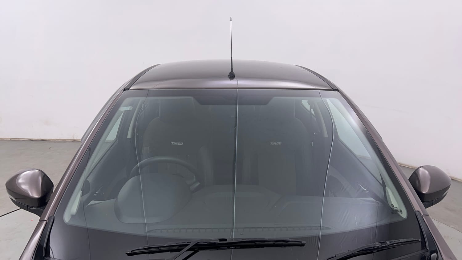 Used 2019 Tata Tiago Revotron XZ Plus Petrol Manual exterior FRONT WINDSHIELD VIEW