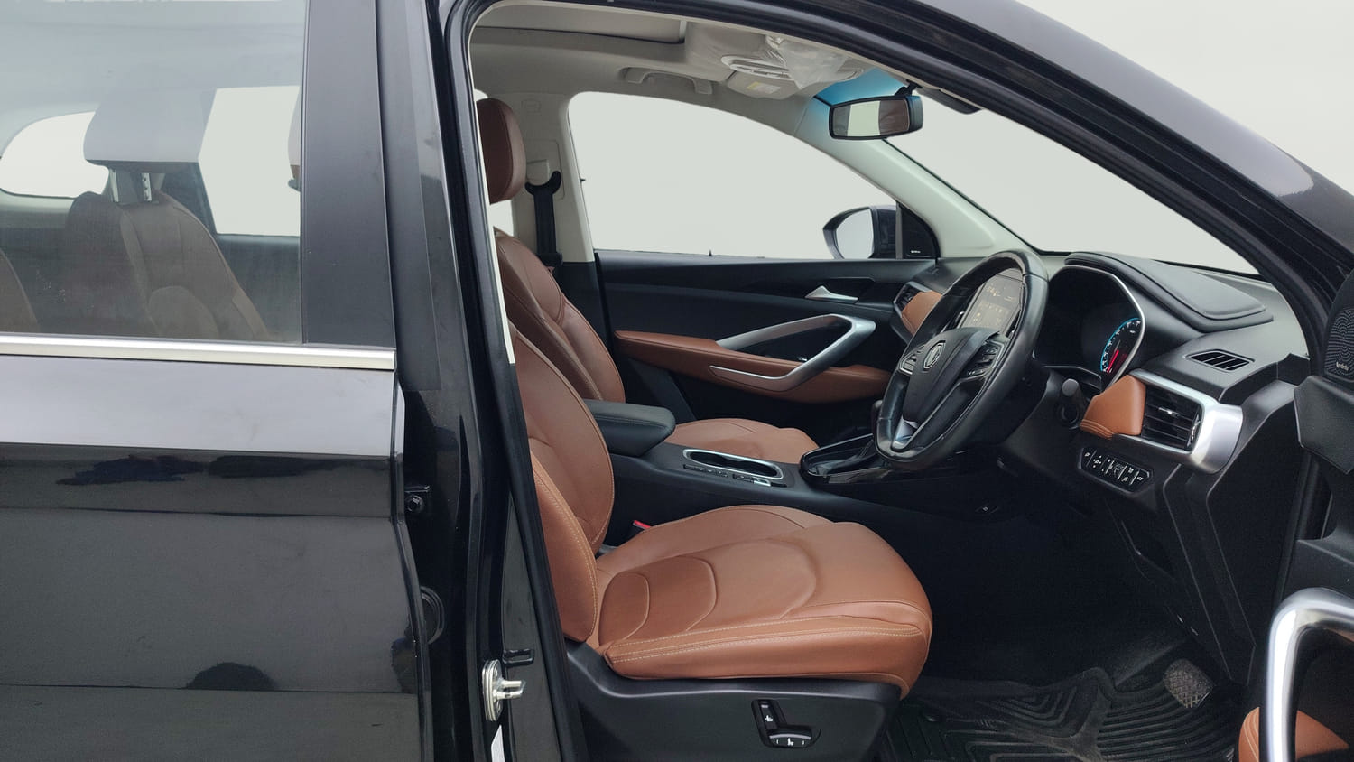 Used 2021 MG Motors Hector Plus Sharp 1.5 Petrol Turbo DCT 6-STR Petrol Automatic interior RIGHT SIDE FRONT DOOR CABIN VIEW