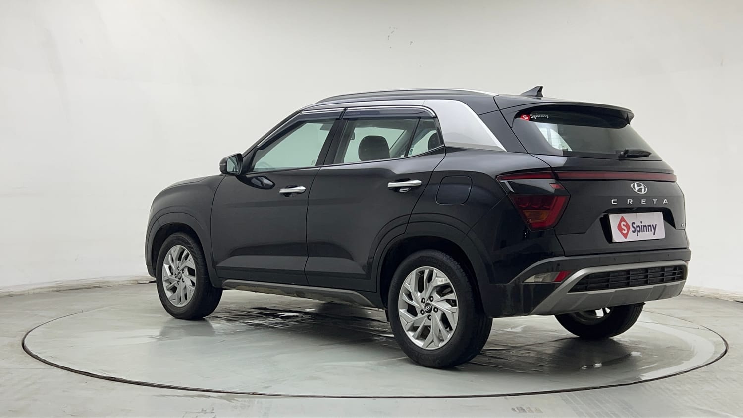 Used 2024 Hyundai Creta SX 1.5 Petrol IVT Petrol Automatic exterior LEFT REAR CORNER VIEW