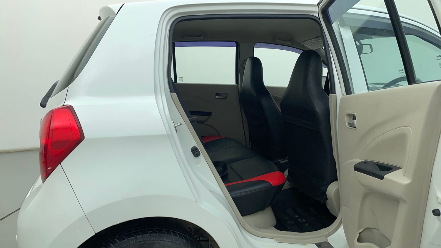 Used 2018 Maruti Suzuki Celerio ZXi Petrol Manual interior RIGHT SIDE REAR DOOR CABIN VIEW