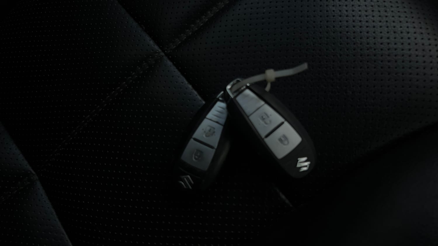 Used 2016 Maruti Suzuki Baleno Zeta 1.2 AT Petrol Automatic extra CAR KEY VIEW