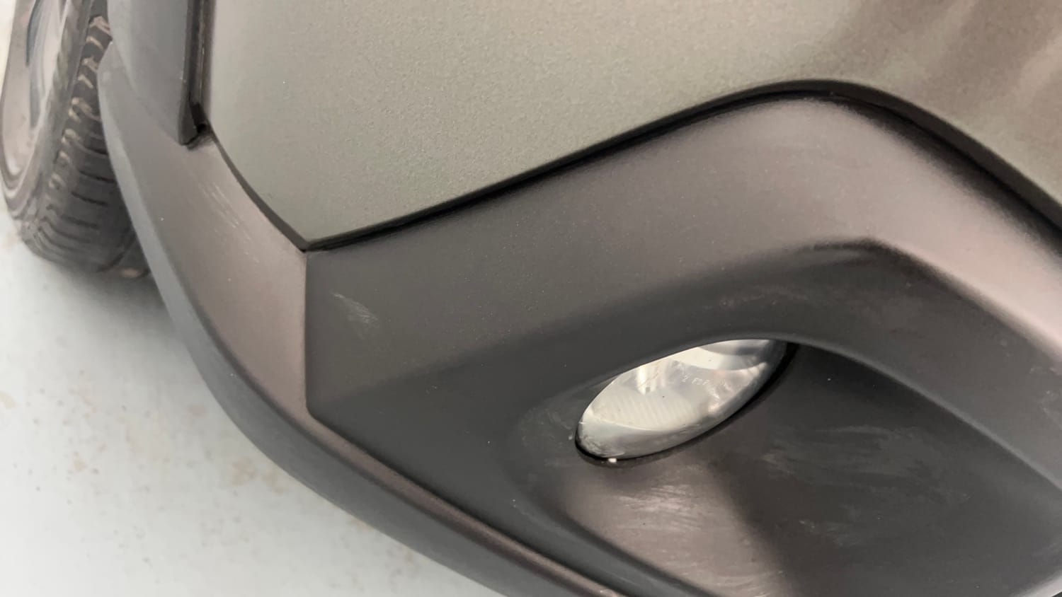 Used 2022 Maruti Suzuki XL6 Zeta AT Petrol Petrol Automatic dents MINOR SCRATCH
