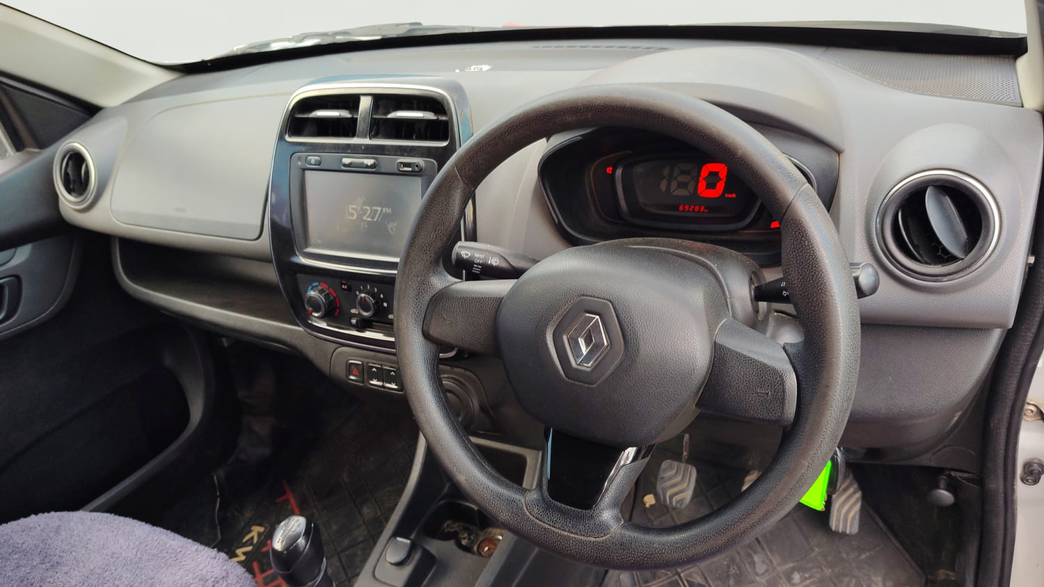 Used 2017 Renault Kwid RXT Opt Petrol Manual interior STEERING VIEW