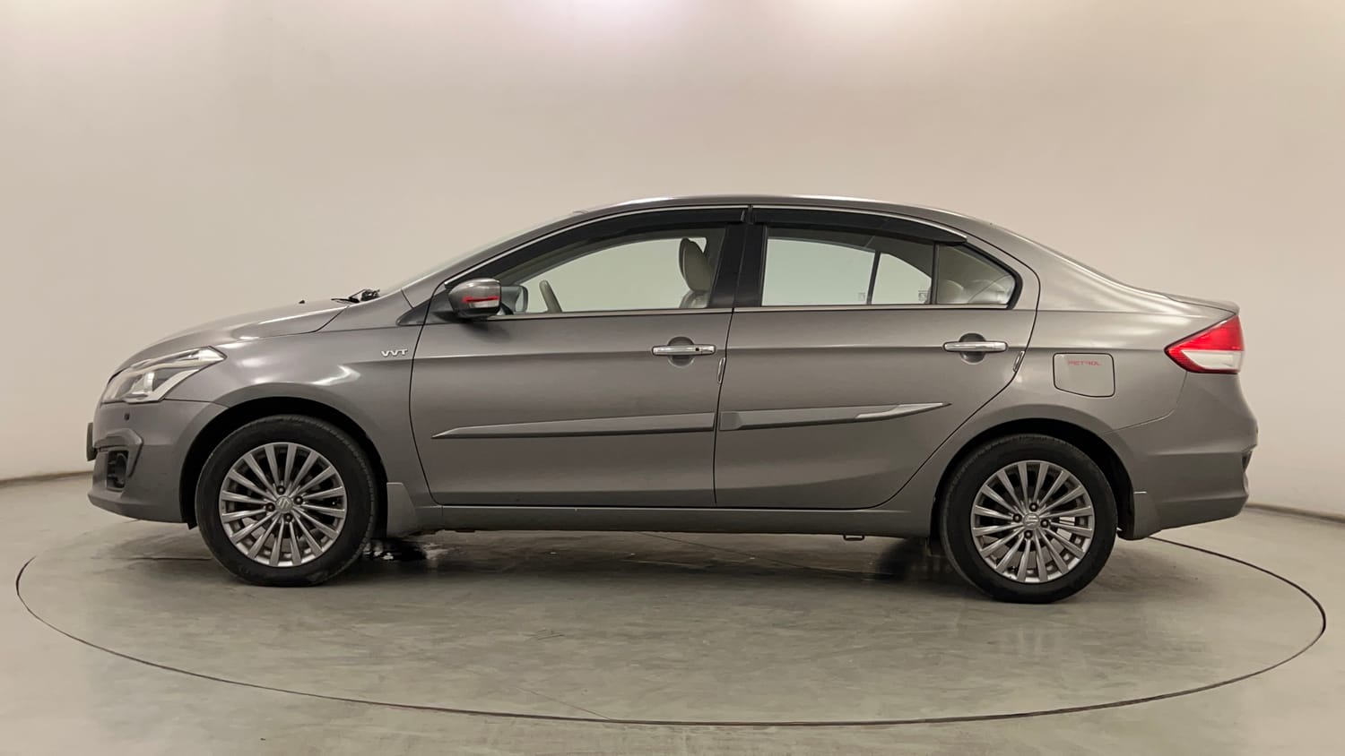 Used 2017 Maruti Suzuki Ciaz ZXI+ CNG (Outside Fitted) Cng Manual exterior LEFT SIDE VIEW