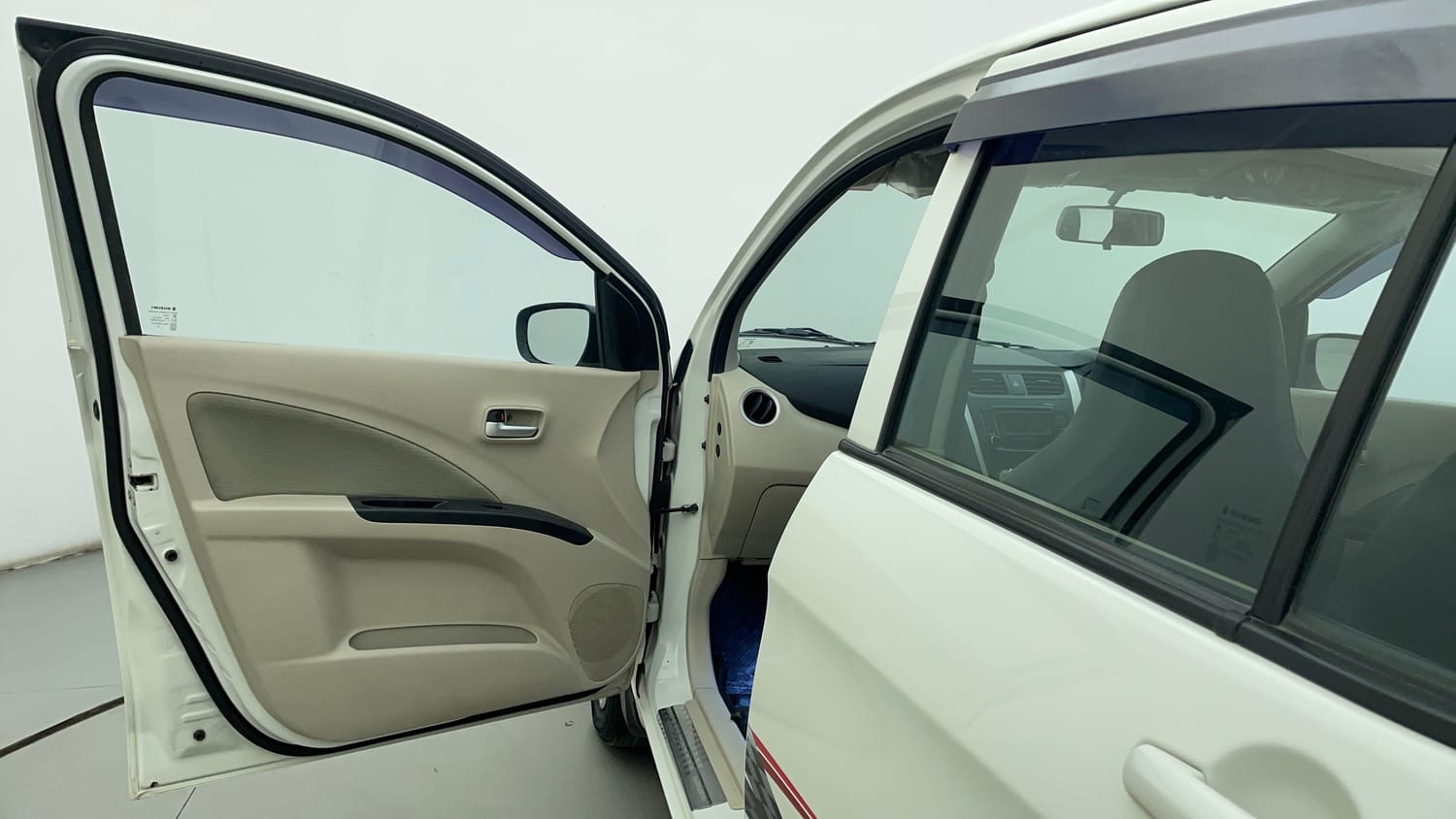 Used 2018 Maruti Suzuki Celerio ZXi Petrol Manual interior LEFT FRONT DOOR OPEN VIEW