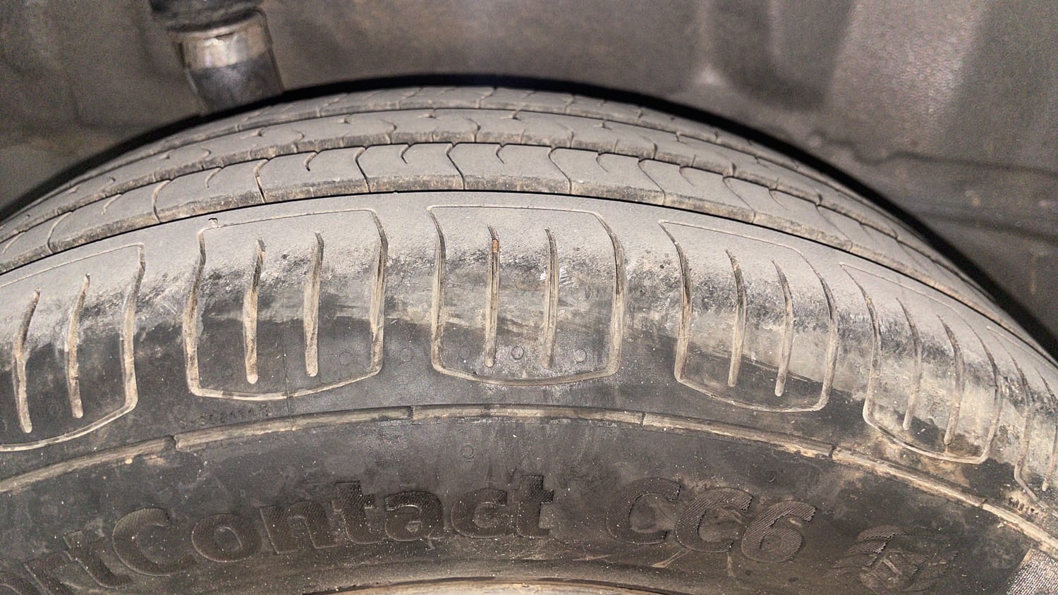 Used 2015 Honda Brio S MT Petrol Manual tyres RIGHT REAR TYRE TREAD VIEW