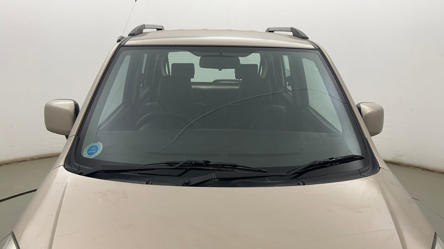 Used 2013 Maruti Suzuki Wagon R VXI Petrol Manual exterior FRONT WINDSHIELD VIEW