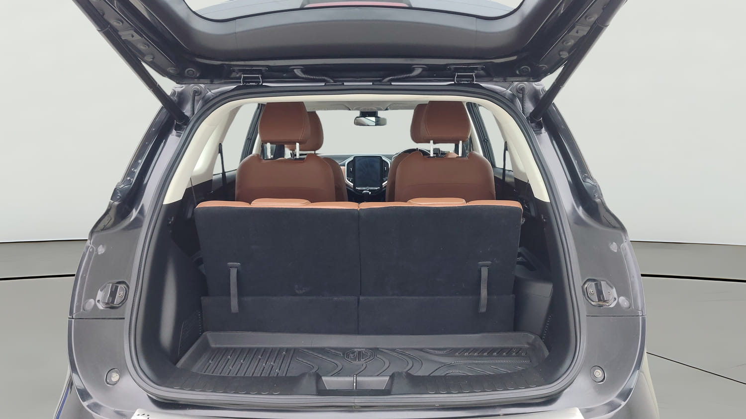 Used 2021 MG Motors Hector Plus Sharp 1.5 Petrol Turbo DCT 6-STR Petrol Automatic interior DICKY INSIDE VIEW