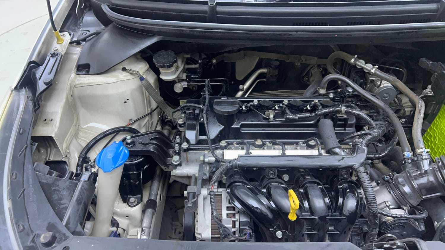 Used 2018 Hyundai Elite i20 Asta 1.2 AT Petrol Automatic engine ENGINE RIGHT SIDE VIEW