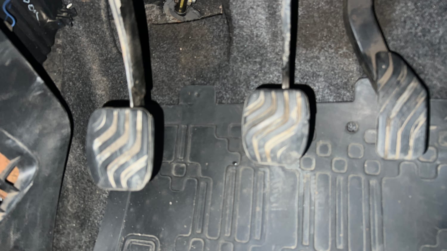 Used 2018 Renault Kwid 1.0 RXT Petrol Manual interior PEDALS VIEW