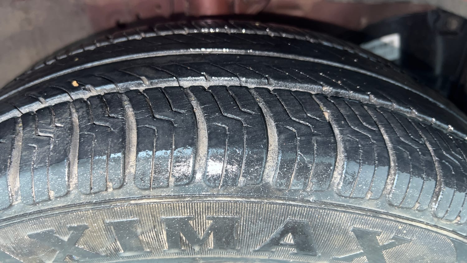 Used 2015 Honda Amaze 1.2 S i-VTEC Petrol Manual tyres RIGHT FRONT TYRE TREAD VIEW