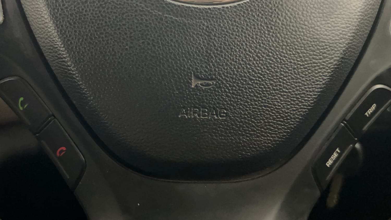 Used 2016 Hyundai Xcent SX 1.2 Petrol Manual top_features Airbags