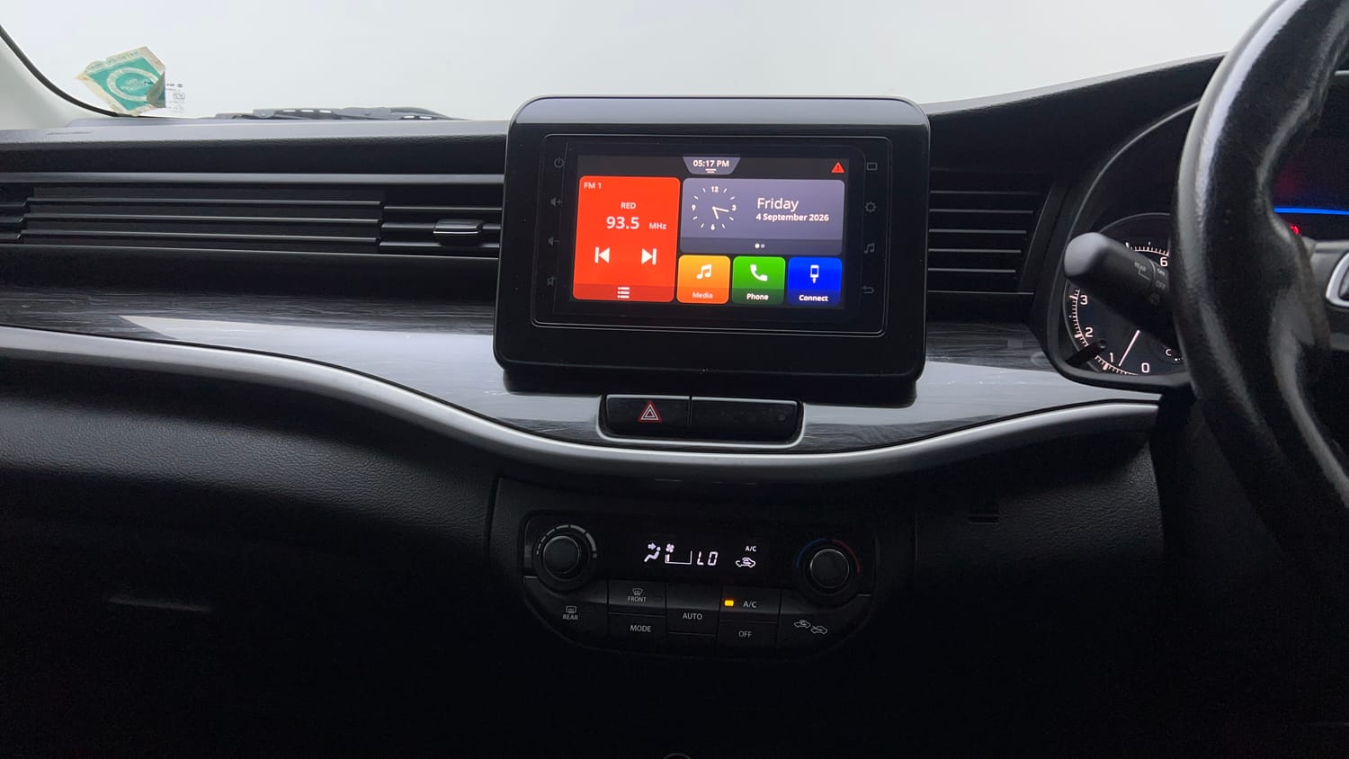 Used 2020 Maruti Suzuki XL6 Zeta MT Petrol Petrol Manual interior MUSIC SYSTEM & AC CONTROL VIEW