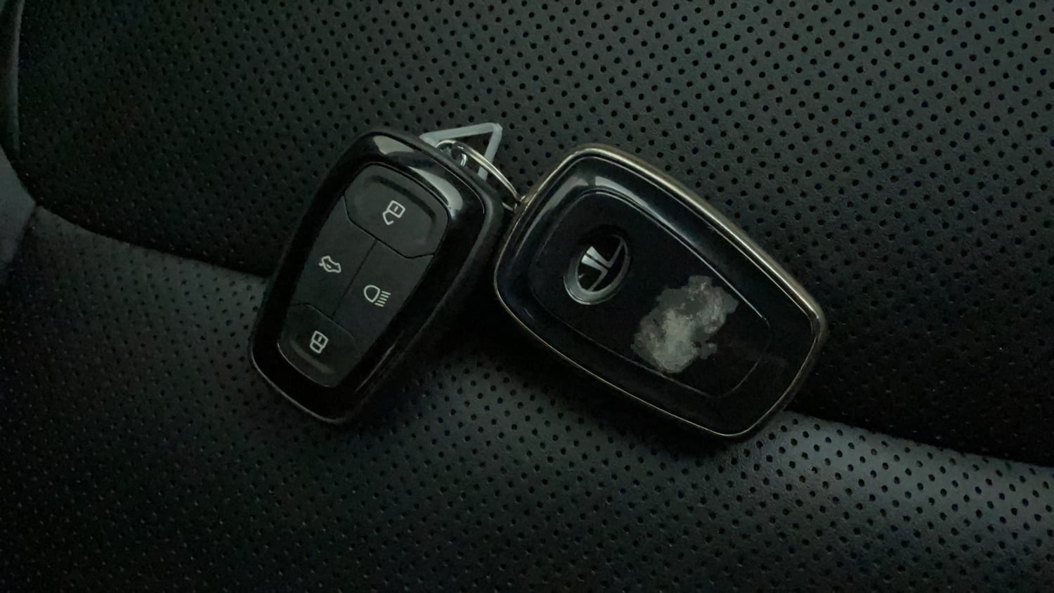 Used 2025 Tata Nexon Creative Plus (S) 1.2 6AMT Dark Edition Petrol Automatic extra CAR KEY VIEW