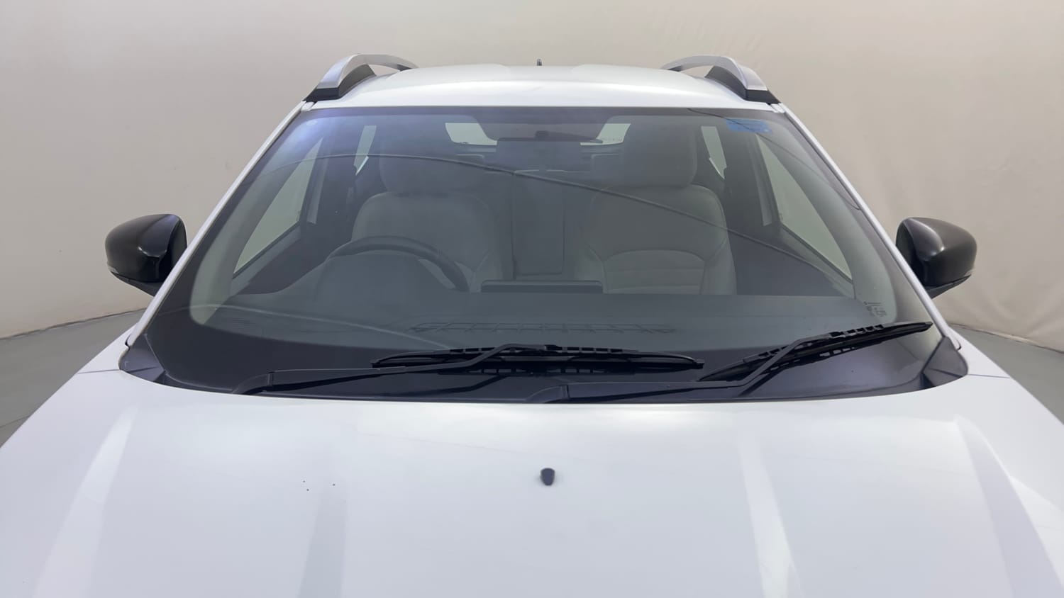 Used 2022 Renault Kiger RXZ 1.0 Turbo MT Petrol Manual exterior FRONT WINDSHIELD VIEW