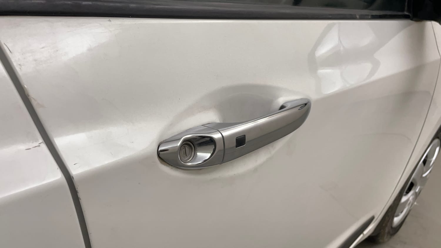 Used 2014 Hyundai Grand i10 Sportz 1.2 Kappa VTVT Petrol Manual dents MINOR SCRATCH