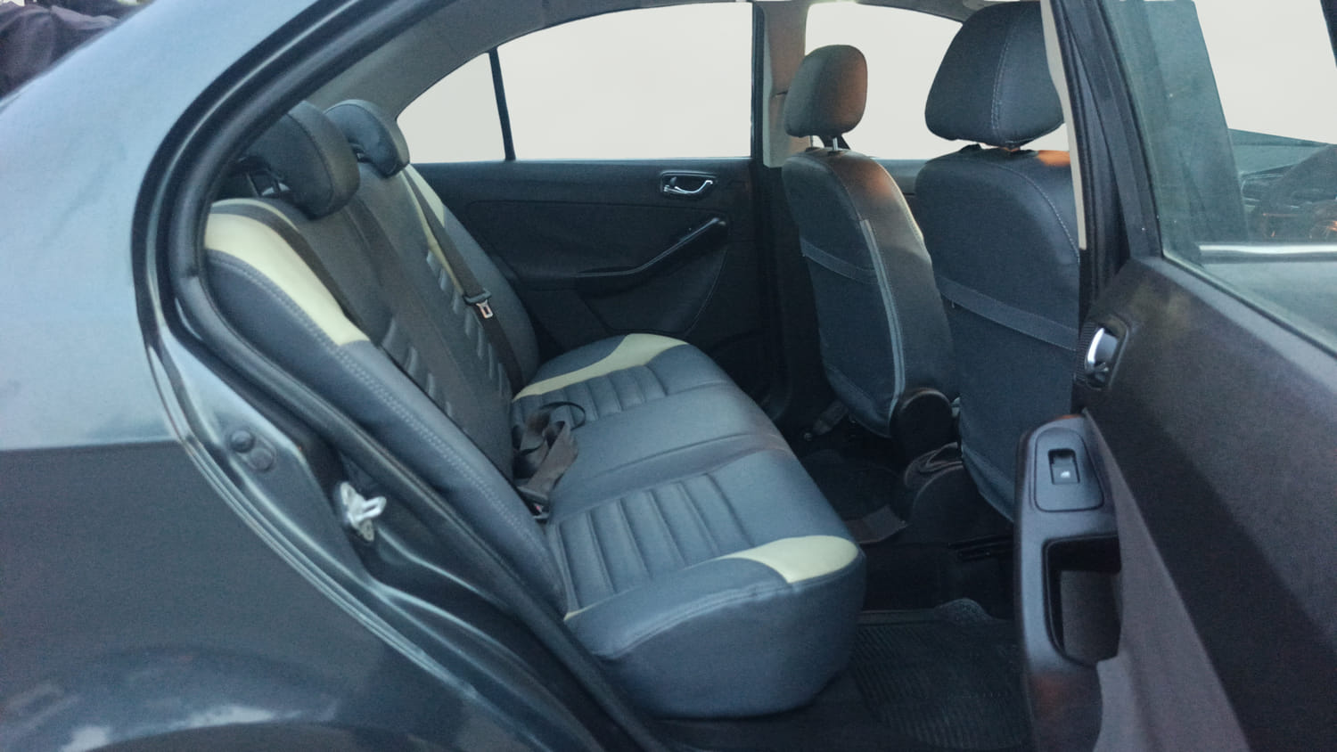 Used 2018 Tata Zest XTA Diesel Diesel Automatic interior RIGHT SIDE REAR DOOR CABIN VIEW