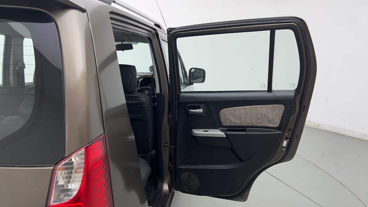 Used 2013 Maruti Suzuki Wagon R VXI Petrol Manual interior RIGHT REAR DOOR OPEN VIEW