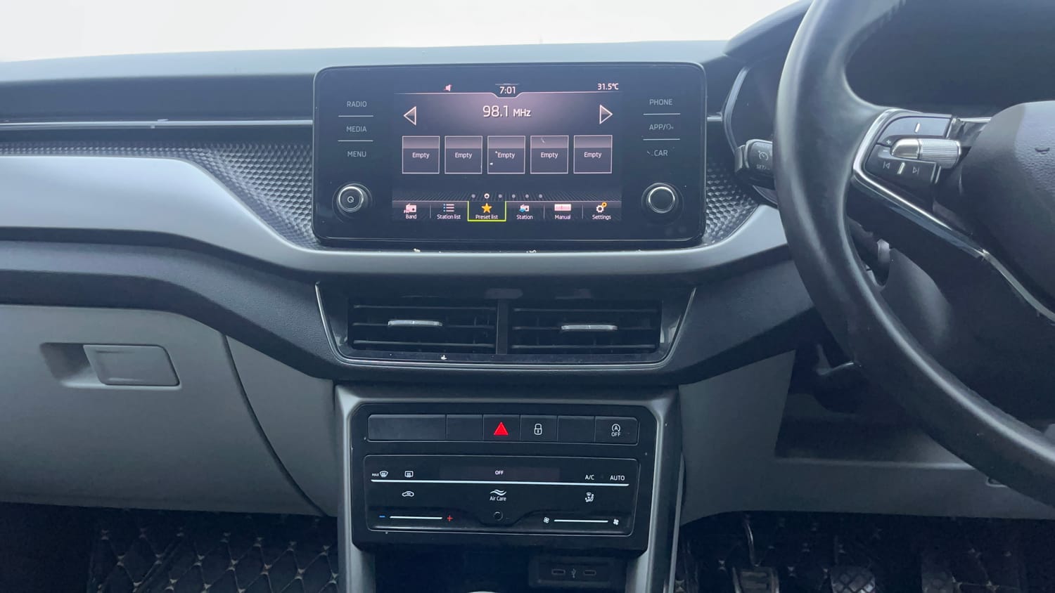 Used 2023 Skoda Kushaq Ambition 1.0L TSI MT Petrol Manual interior MUSIC SYSTEM & AC CONTROL VIEW